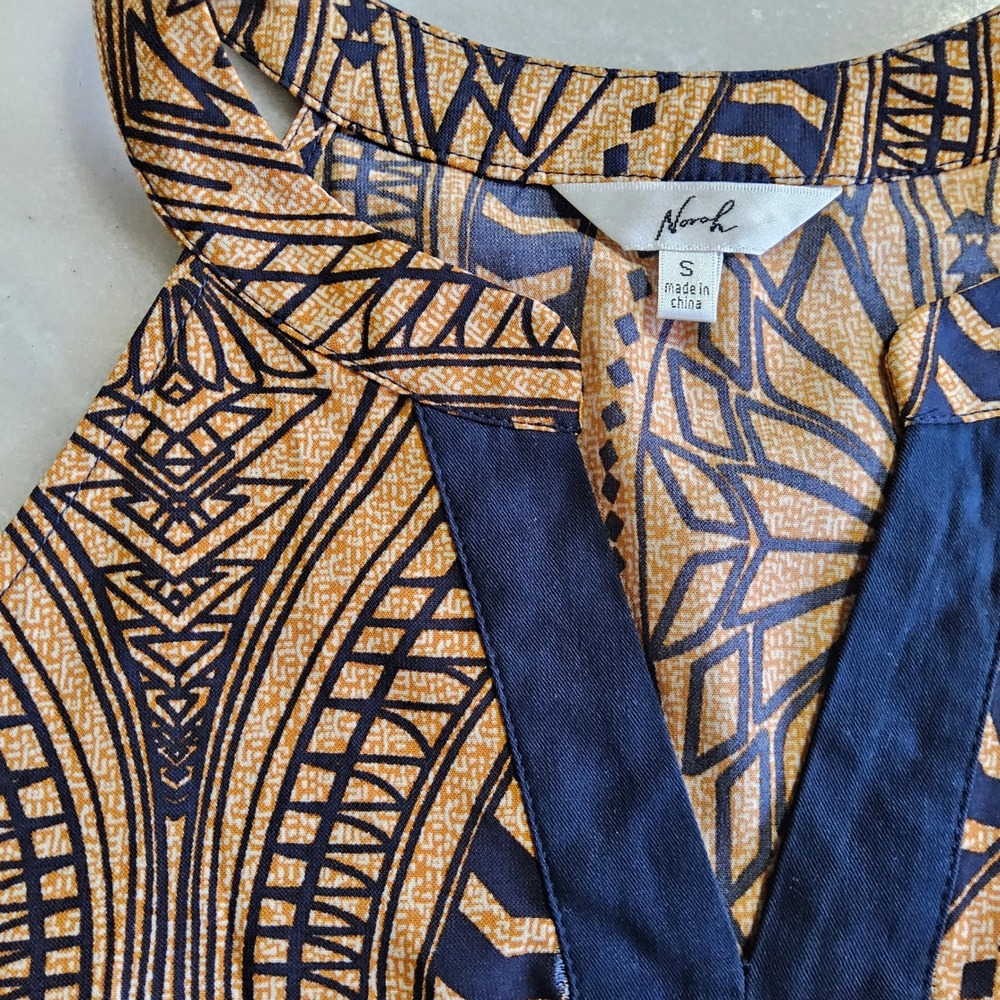 Norah Women's Sleeveless Halter Top Geometric Print‎ Blouse